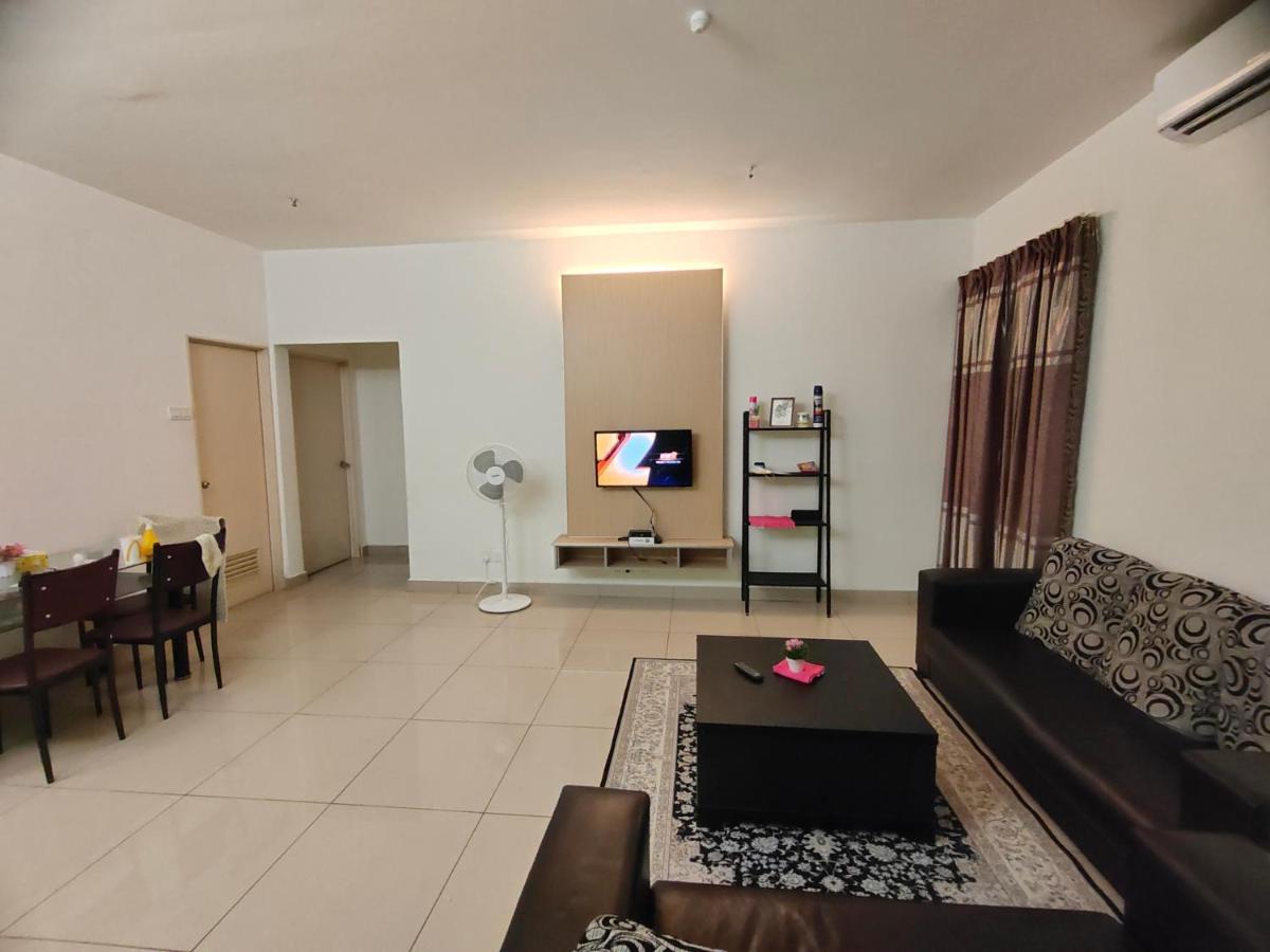 2 Rooms Homestay Deviana Wakaf Che Yeh Kota Bharu Zewnętrze zdjęcie